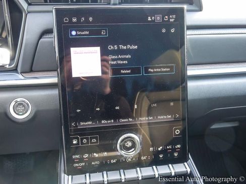 Used 2026 GMC Terrain Denali image 18