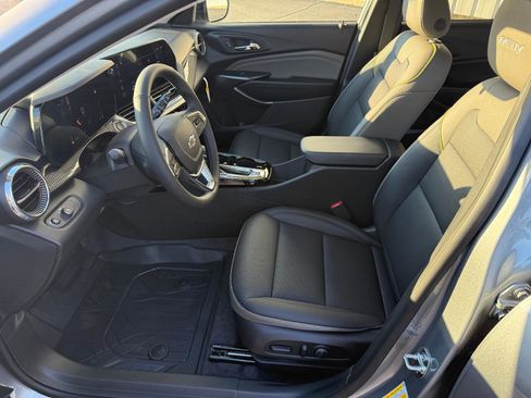 New 2026 Chevrolet Trax ACTIV image 11