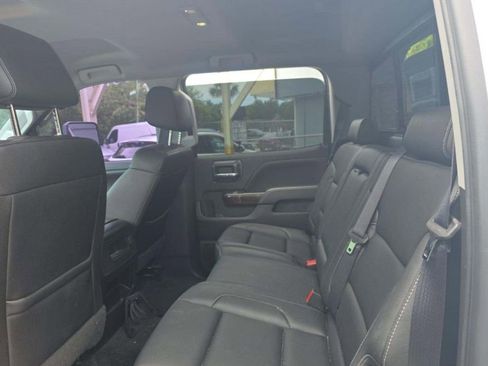Used 2018 GMC Sierra 1500 SLT w/ SLT Premium Package RWD image 7