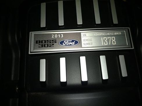 Used 2013 Ford Mustang Boss 302 w/ Boss 302 Accessory Pkg RWD image 11