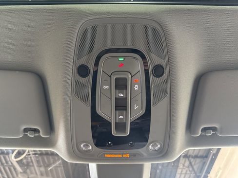 Used 2021 Audi Q5 2.0T Premium Plus w/ Premium Plus Package image 31