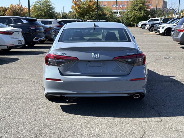 Used 2022 Honda Civic Sport image 3