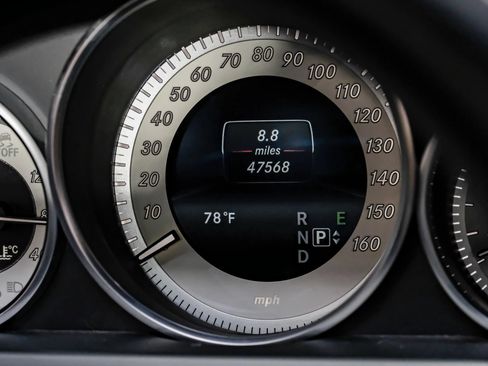 Used 2017 Mercedes-Benz E 400 4MATIC Coupe image 21