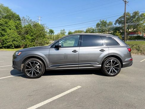 Used 2023 Audi Q7 3.0T Premium Plus w/ Premium Plus Package AWD/4WD image 3