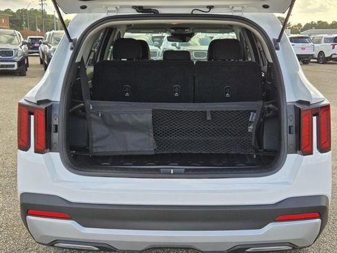 New 2026 Kia Sorento LX FWD image 7