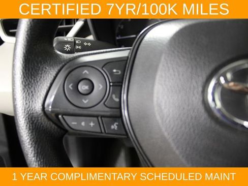 Used 2025 Toyota Corolla LE FWD image 20