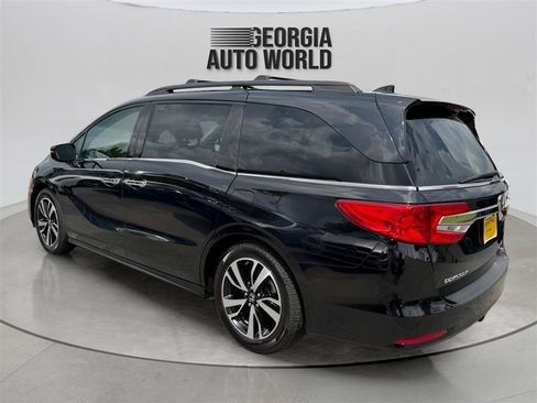 Used 2018 Honda Odyssey Elite image 10