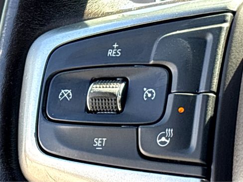 Used 2019 Chevrolet Silverado 1500 LT w/ All-Star Edition image 9