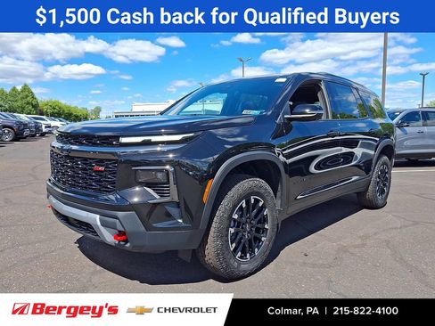 New 2026 Chevrolet Traverse Z71 w/ Driver Confidence Package AWD/4WD image 1