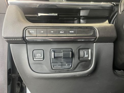 Used 2024 Cadillac Escalade ESV Sport AWD/4WD image 24