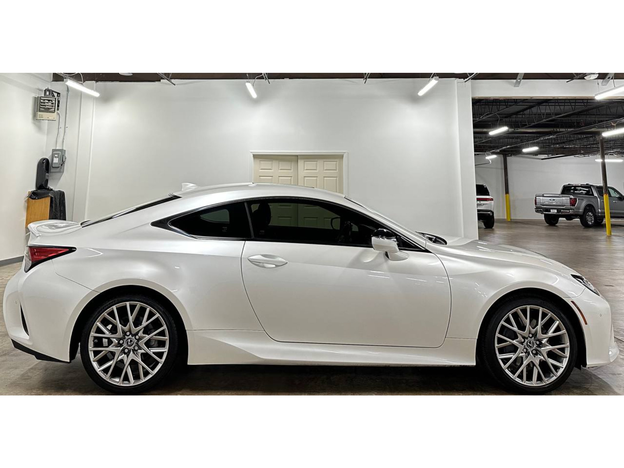 Used 2020 Lexus RC 350 w/ Premium Package RWD image 9