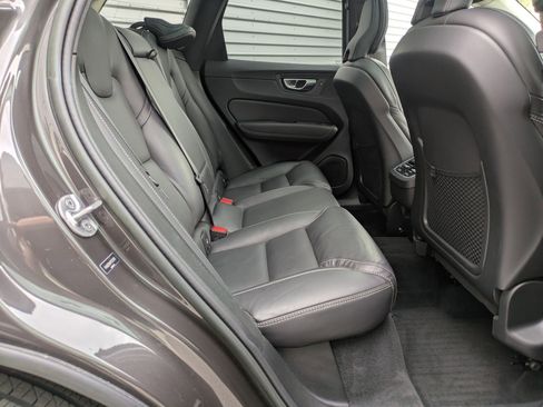 Used 2023 Volvo XC60 B6 Ultimate w/ Climate Package AWD/4WD image 29