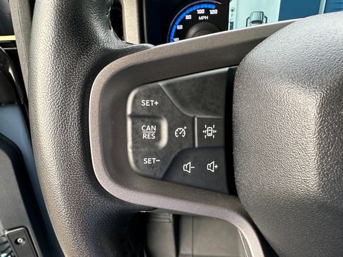 Used 2024 Ford Bronco Outer Banks image 32