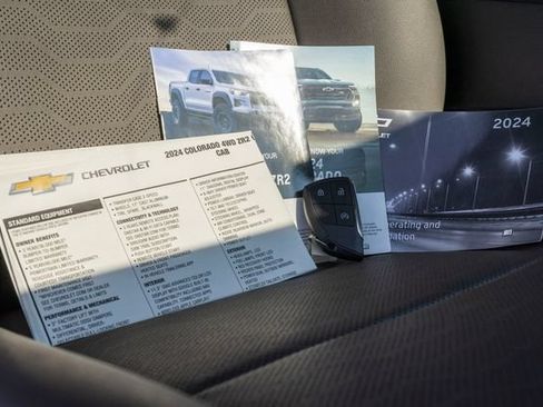 Certified 2024 Chevrolet Colorado ZR2 w/ ZR2 Convenience Package III AWD/4WD image 50