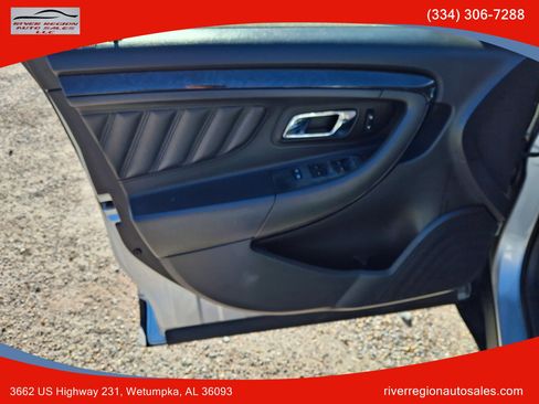 Used 2011 Ford Taurus Limited w/ 303A Rapid Spec Order Code image 5