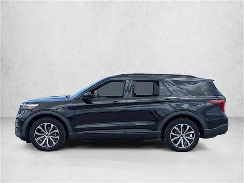 Used 2023 Ford Explorer ST-Line w/ Class IV Trailer Tow Package RWD image 8