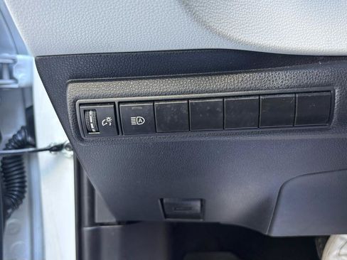 Used 2025 Toyota Corolla FX w/ Convenience Package FWD image 18