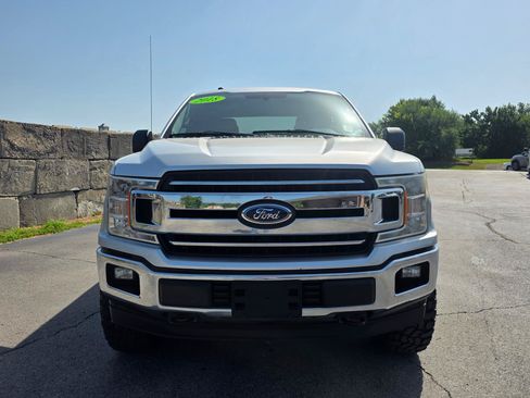Used 2018 Ford F150 XLT AWD/4WD image 2