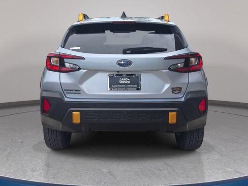 Used 2024 Subaru Crosstrek 2.5i Wilderness w/ Crosstrek Mirror Package AWD/4WD image 7
