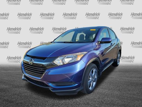 Used 2017 Honda HR-V LX image 4