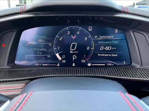 Used 2021 Chevrolet Corvette Stingray Premium Cpe w/ Z51 Performance Package image 24