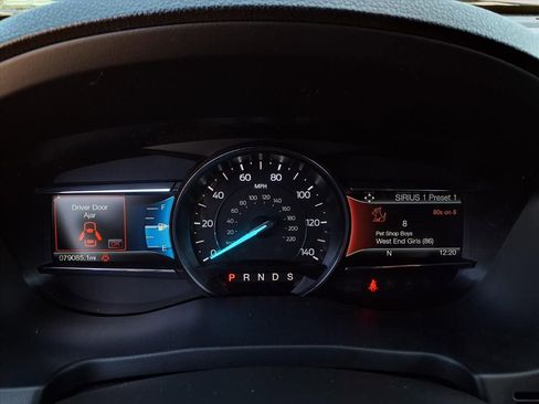 Used 2017 Ford Explorer XLT w/ Equipment Group 202A image 13