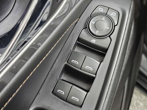 Used 2018 Chevrolet Traverse LT AWD/4WD image 34
