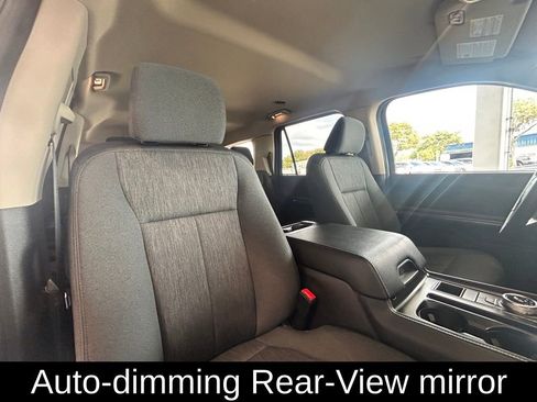 Used 2022 Ford Expedition XLT image 28