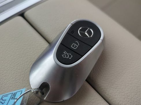 Used 2023 Mercedes-Benz C 300 Sedan w/ Exclusive Trim Package image 37