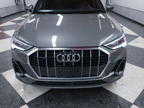 Used 2023 Audi Q3 2.0T Premium AWD/4WD image 4