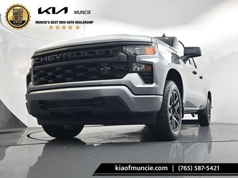 Used 2026 Chevrolet Silverado 1500 Custom w/ LPO, Dark Essentials Package AWD/4WD image 42