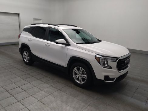 Used 2022 GMC Terrain SLE w/ Driver Convenience Package FWD image 11