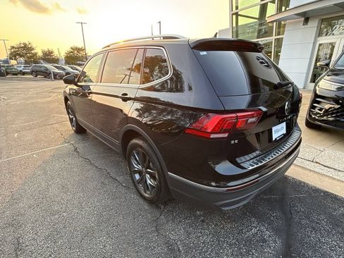 Used 2022 Volkswagen Tiguan SE AWD/4WD image 4