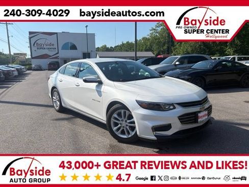 Used 2018 Chevrolet Malibu LT w/ Leather Package FWD image 1
