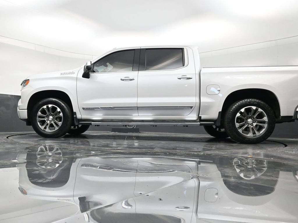 Used 2024 Chevrolet Silverado 1500 High Country AWD/4WD image 21