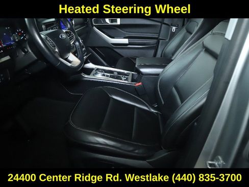 Used 2022 Ford Explorer XLT w/ Equipment Group 202A image 19