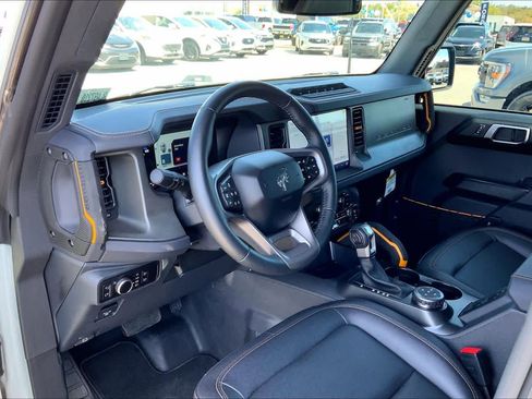 Certified 2024 Ford Bronco Badlands image 18