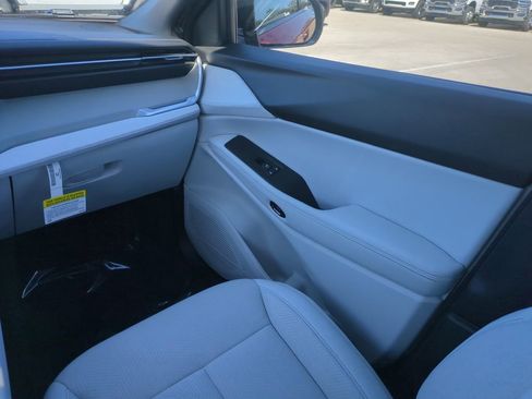 New 2026 Jeep Cherokee Laredo image 17