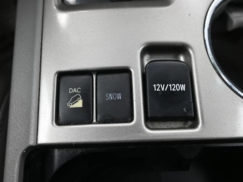 Used 2013 Toyota Highlander SE AWD/4WD image 23
