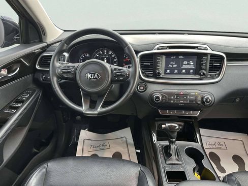 Used 2018 Kia Sorento EX FWD image 18