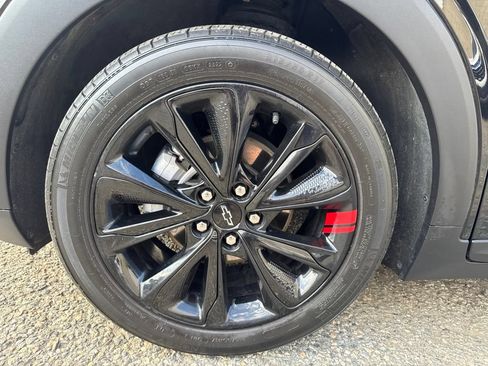 Used 2023 Chevrolet Bolt EUV Premier w/ Sun & Sound Package FWD image 43