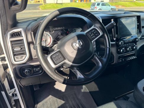 Used 2020 RAM 3500 Big Horn w/ Night Edition AWD/4WD image 10