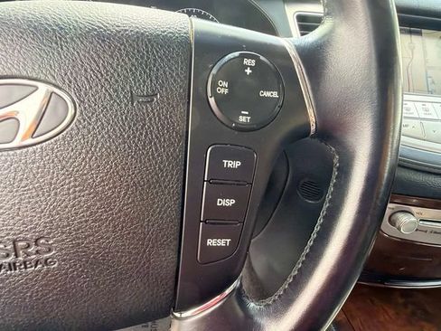 Used 2009 Hyundai Genesis 3.8 w/ Technology Pkg 4 RWD image 27