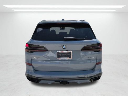 New 2026 BMW X5 xDrive40i w/ Executive Package image 5