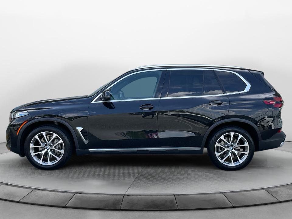 Used 2024 BMW X5 sDrive40i w/ Premium Package RWD image 4