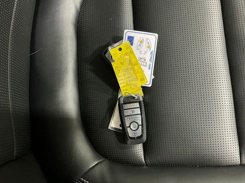 Used 2023 Ford Escape Platinum image 26