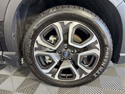 Used 2024 Subaru Ascent Limited image 31