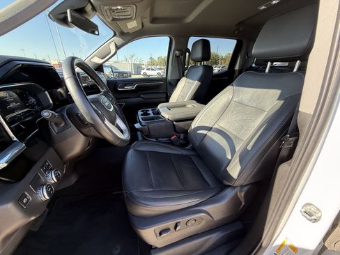 Used 2024 GMC Sierra 1500 SLT image 22