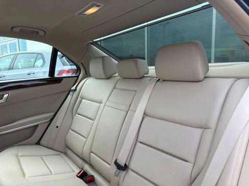 Used 2014 Mercedes-Benz E 350 4MATIC Sedan image 14