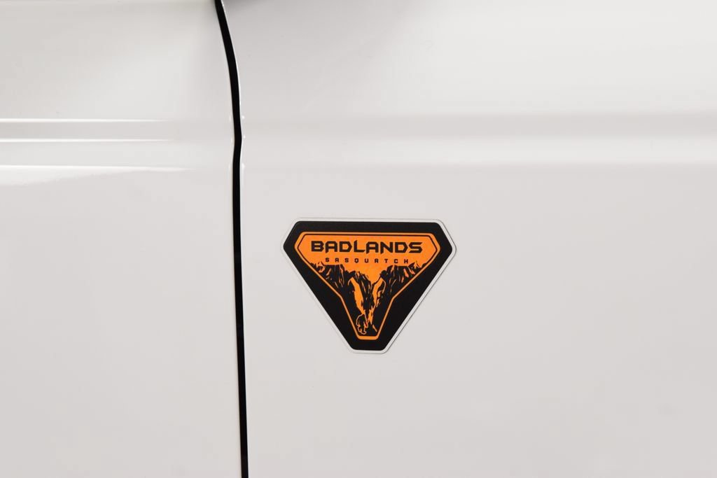 Used 2025 Ford Bronco Badlands AWD/4WD image 13